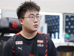 德国杯清晨再迎强敌；法兰克福再遭质疑；主帅态度——悬念犹存；更衣室氛围转暖的简单介绍