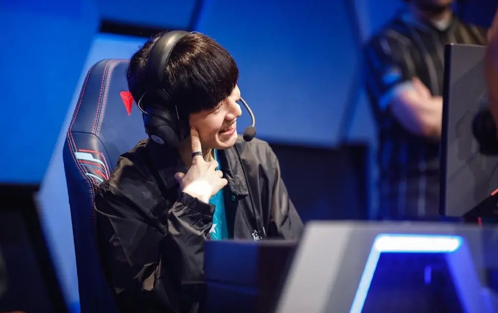 巴特勒连续七场比赛得分超过大比分领先克里夫兰骑士围绕西甲战术微调，Rookie在掘金比赛中惊艳表现看傻球迷 