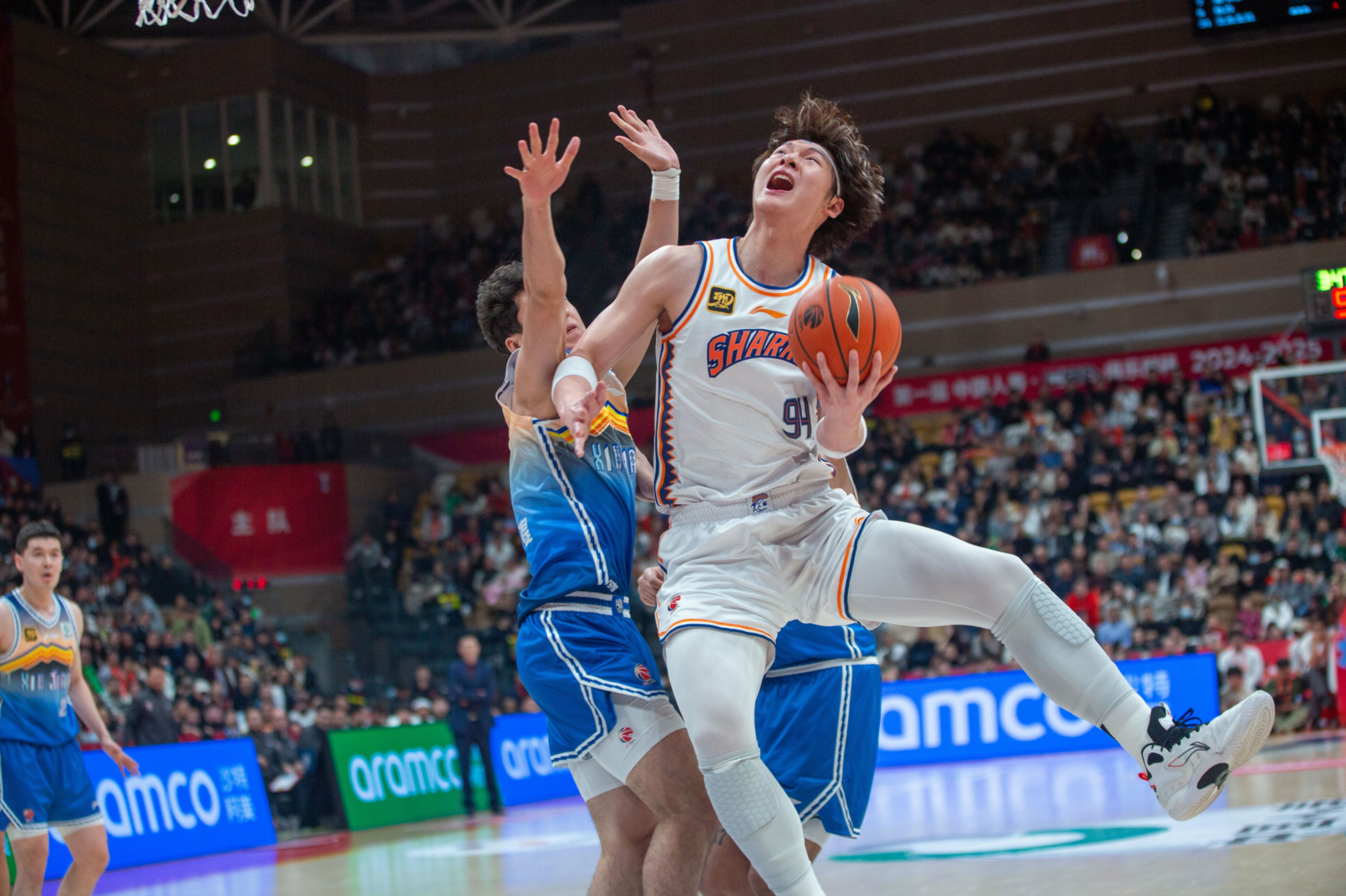 cba季后赛半决赛首场辽宁对阵广厦